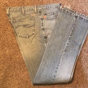 Cinch jeans